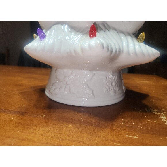 Vintage Mr. Christmas Nostalgic Christmas Tree, 16 inch tall LED lights - Picture 7 of 11